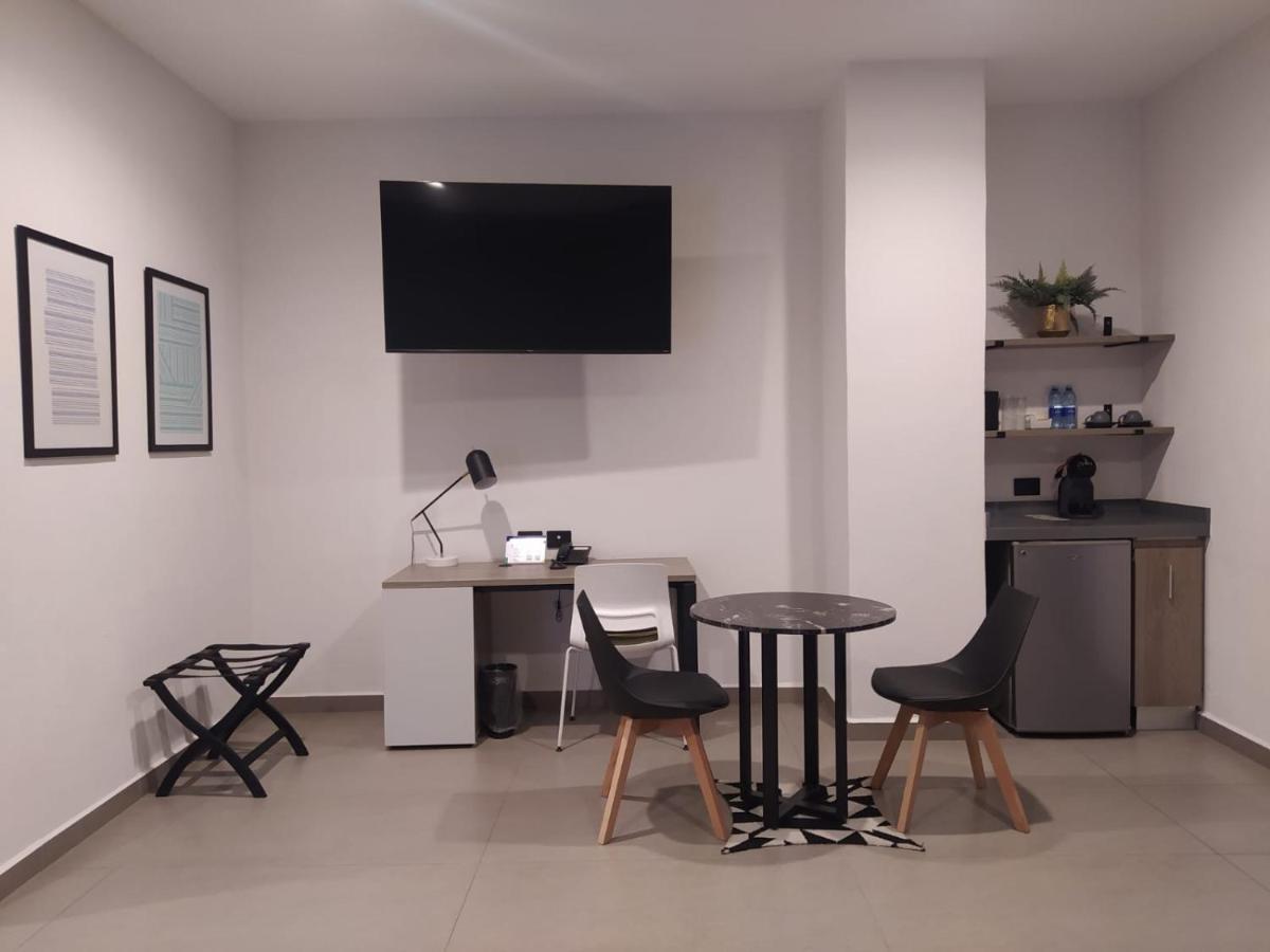 Th Hotel & Vivienda Tepatitlán de Morelos Dış mekan fotoğraf