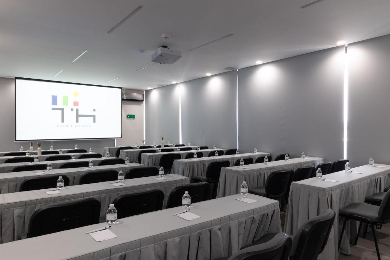 Th Hotel & Vivienda Tepatitlán de Morelos Dış mekan fotoğraf